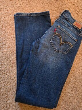 Levis 524 Superlow Flare Jeans